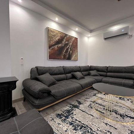 Apartment Tirana On Myslym Shyri エクステリア 写真