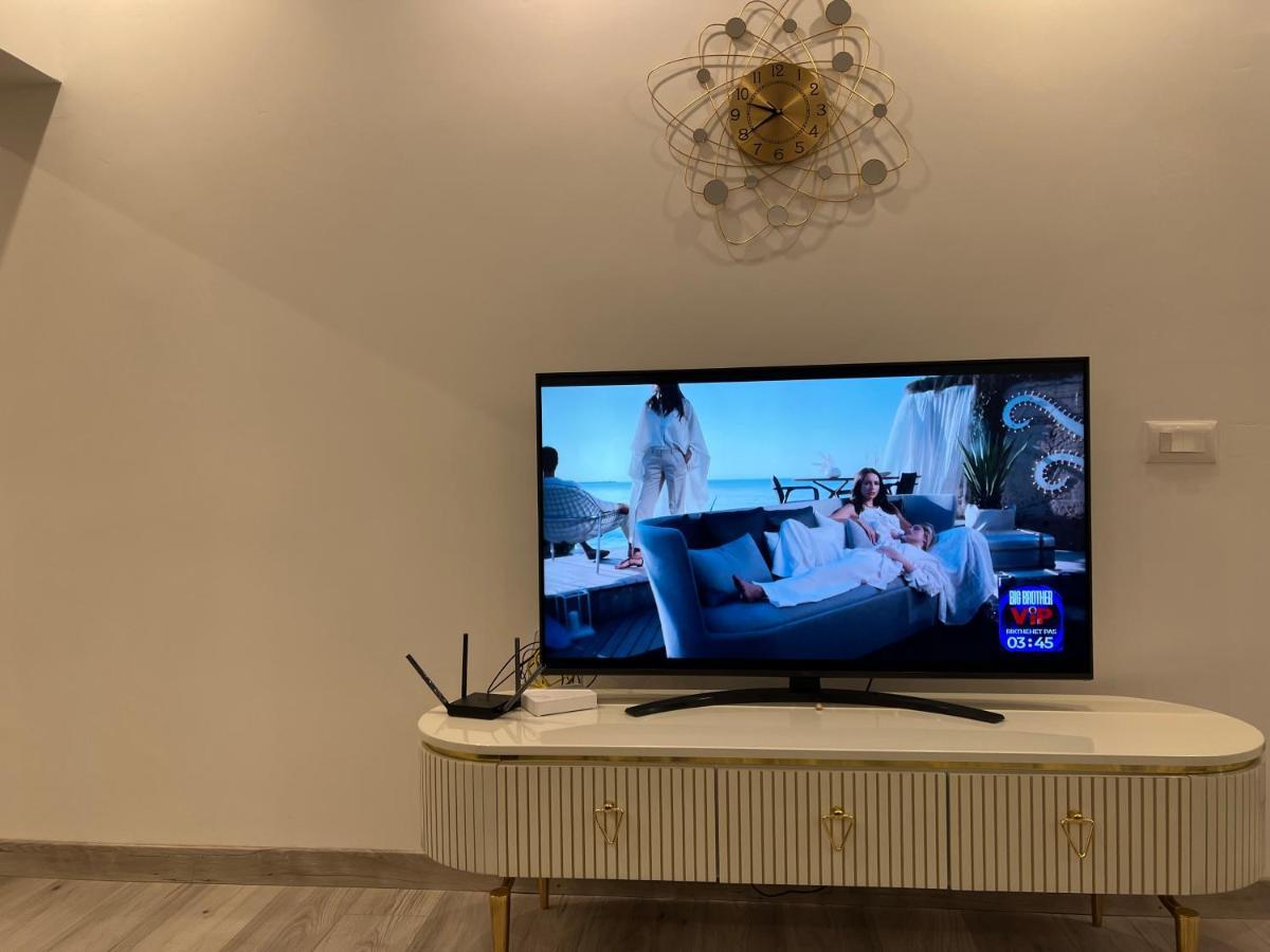 Apartment Tirana On Myslym Shyri エクステリア 写真