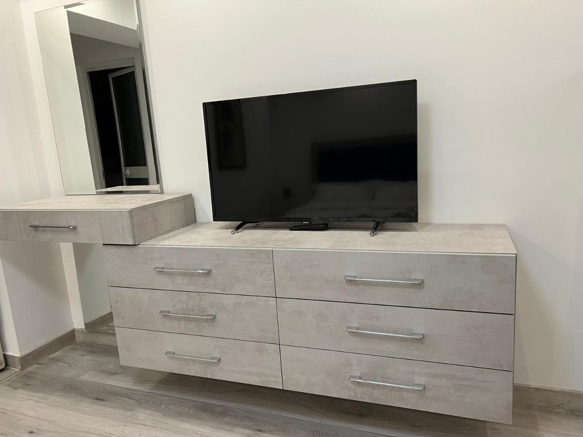 Apartment Tirana On Myslym Shyri エクステリア 写真